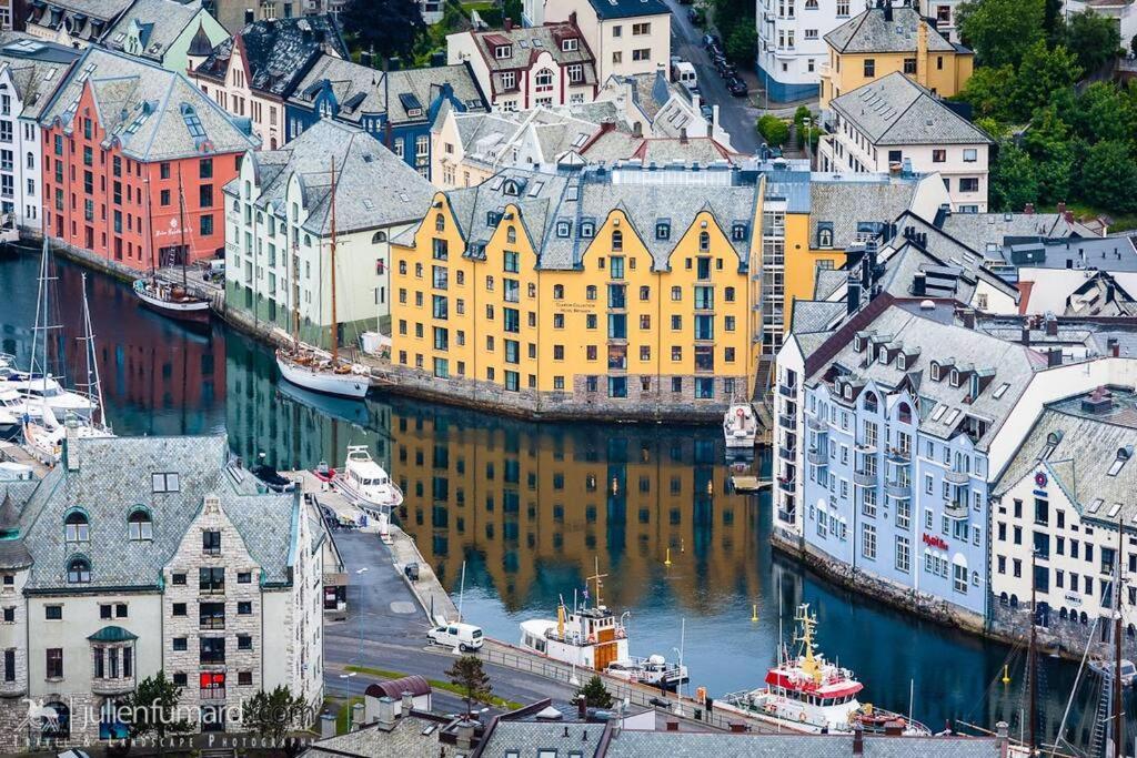 Leilighet I Hjertet Av Sunnmore! Sykkylven Exterior photo